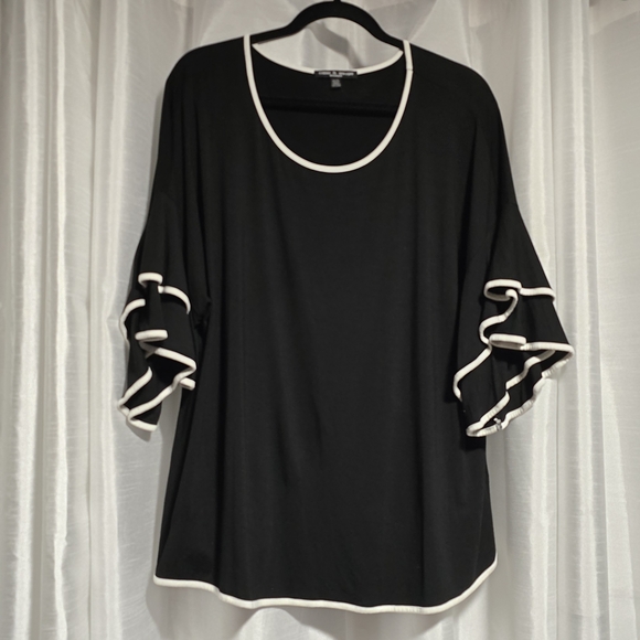Cable & Gauge Tops - Size 1X Cable & Gauge Black Tunic with White Trim and Ruffle Sleeves